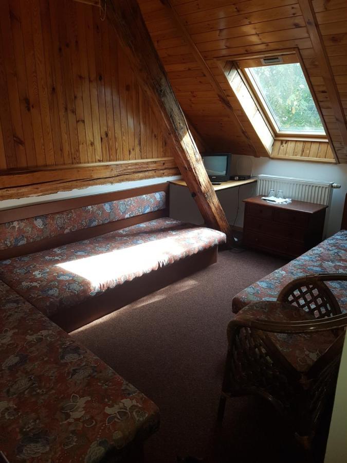 Hostinec Selsky Dvur Zbiroh Exteriör bild
